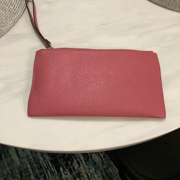 Kate Spade ♠️ - Picture 3 of 3